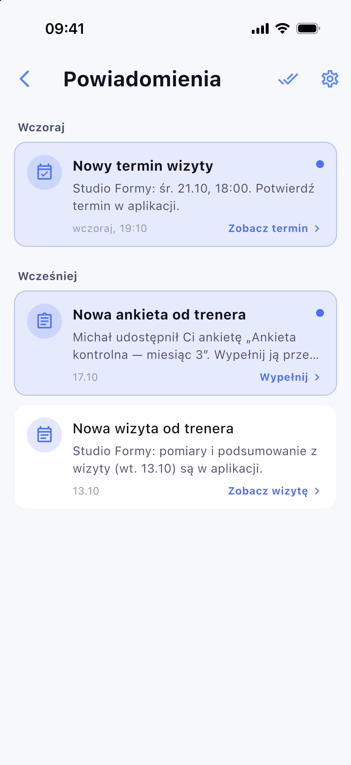 Klient dostaje powiadomienie o ankiecie od trenera